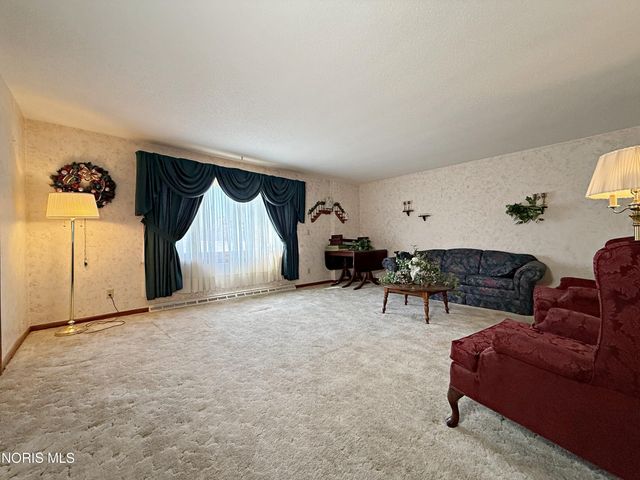 3392 Rd 6, Leipsic, OH 45856