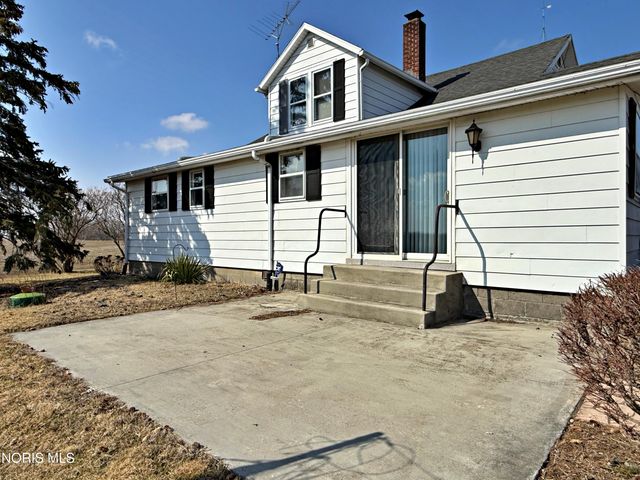 3392 Rd 6, Leipsic, OH 45856