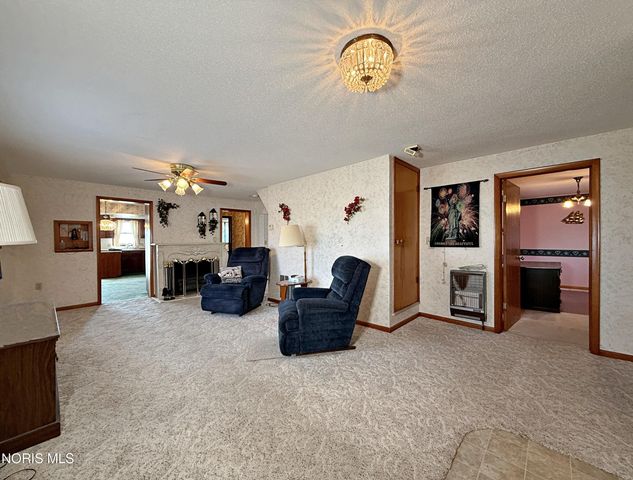 3392 Rd 6, Leipsic, OH 45856