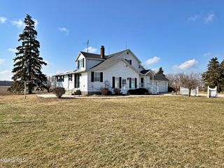 3392 Rd 6, Leipsic, OH 45856