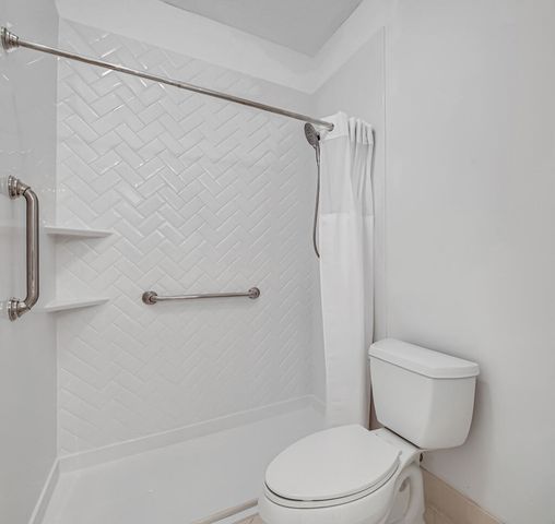 9785 GALLEON Drive, West Palm Beach, FL 33411