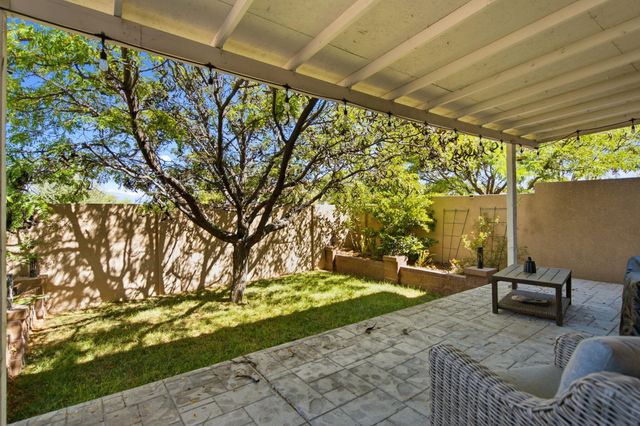 2944 Quail Pointe Drive NW, Albuquerque, NM 87120