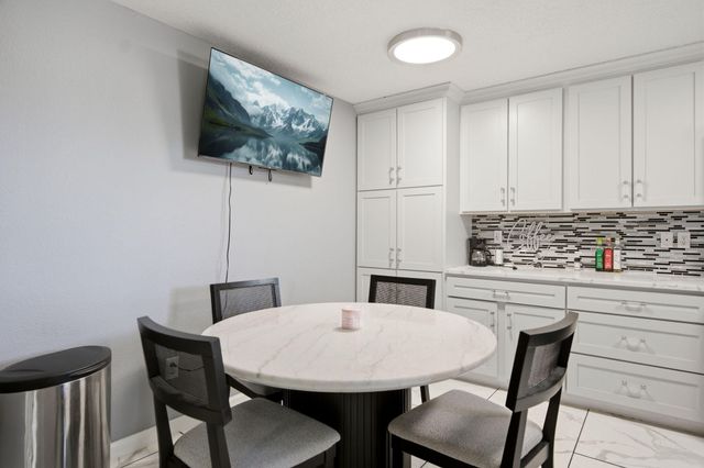 2944 Quail Pointe Drive NW, Albuquerque, NM 87120
