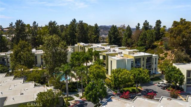 805 Temple Terrace 301, Los Angeles, CA 90042