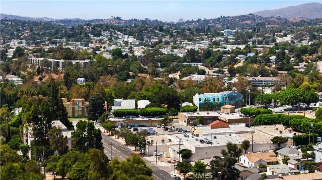 805 Temple Terrace 301, Los Angeles, CA 90042
