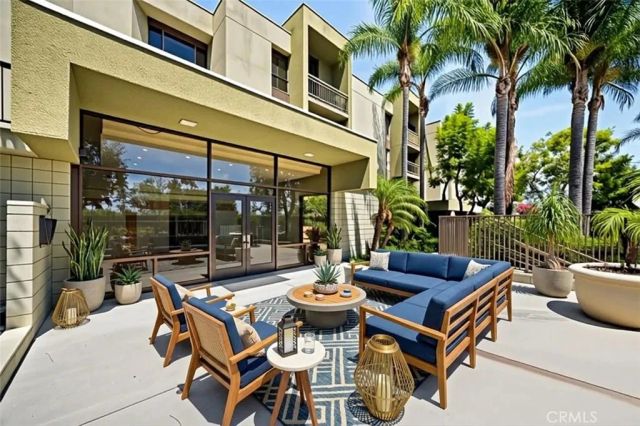 805 Temple Terrace 301, Los Angeles, CA 90042