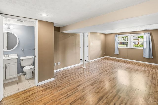 486 Brunswick Drive, Forest Park, OH 45240