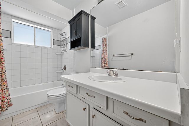 6926 Pine Grove Drive, Houston, TX 77092