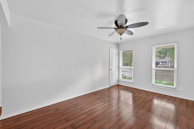 6926 Pine Grove Drive, Houston, TX 77092