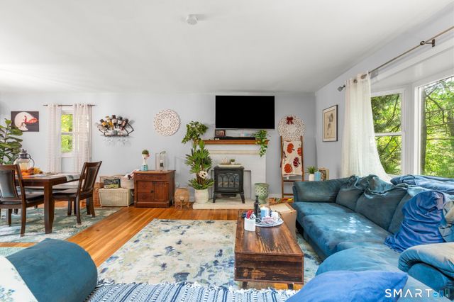 85 Brooksvale Avenue, Hamden, CT 06518
