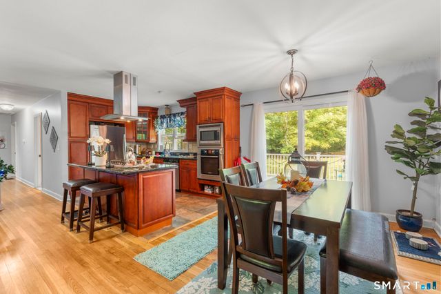 85 Brooksvale Avenue, Hamden, CT 06518