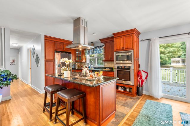 85 Brooksvale Avenue, Hamden, CT 06518
