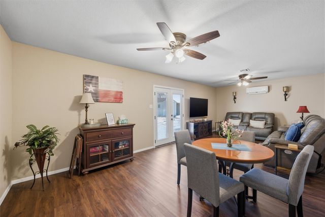 4301 Gram Lane, Bellmead, TX 76705