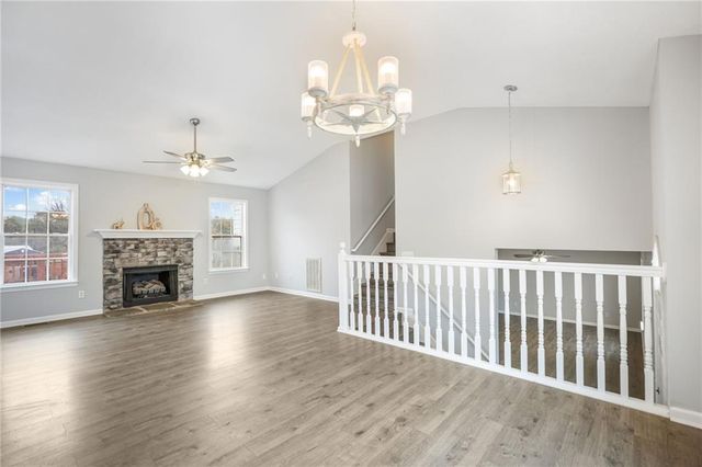 14 Hedgerow SE Court, Cartersville, GA 30120