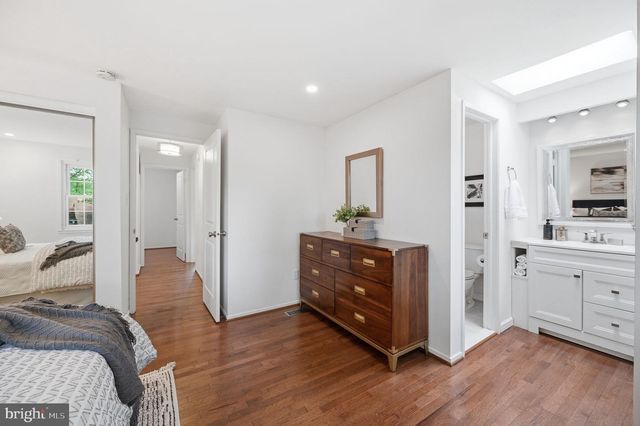 361 GUNDRY DR, Falls Church, VA 22046