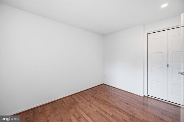 361 GUNDRY DR, Falls Church, VA 22046