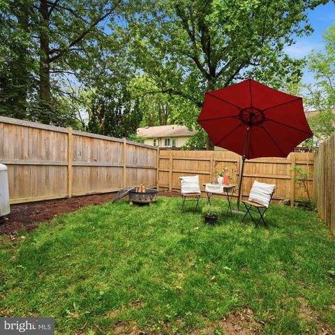 361 GUNDRY DR, Falls Church, VA 22046