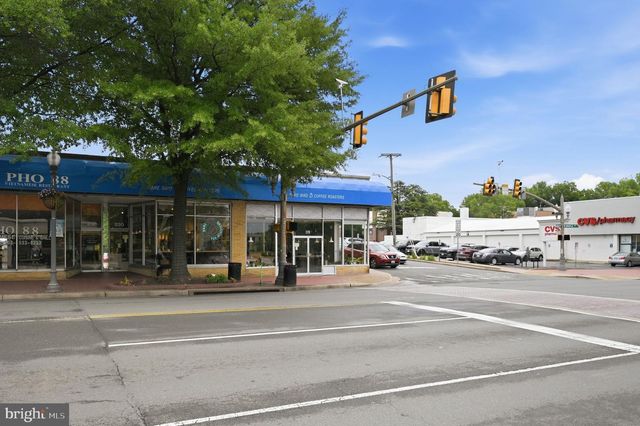 361 GUNDRY DR, Falls Church, VA 22046