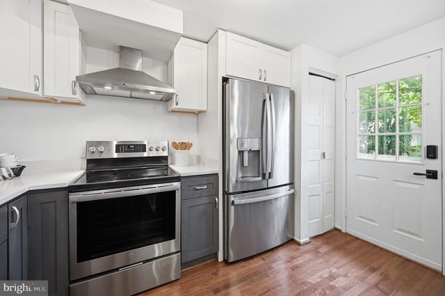 361 GUNDRY DR, Falls Church, VA 22046