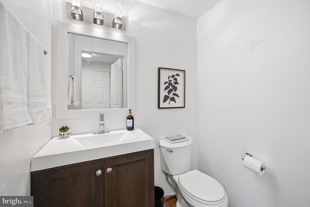 361 GUNDRY DR, Falls Church, VA 22046