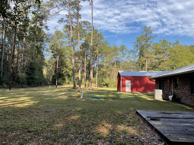 207 Hackberry Street, Village Mills, TX 77663