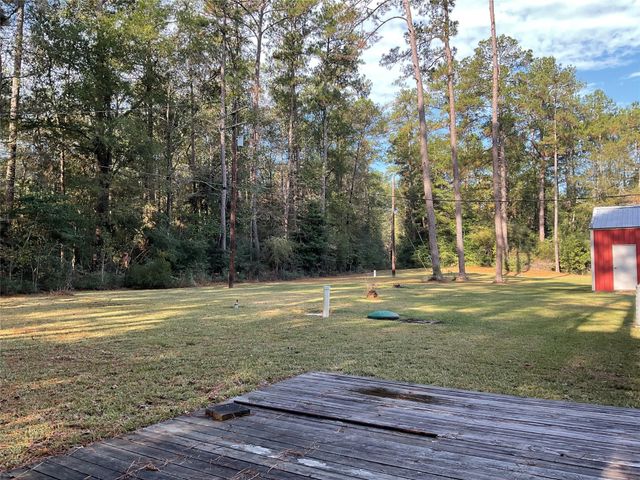 207 Hackberry Street, Village Mills, TX 77663