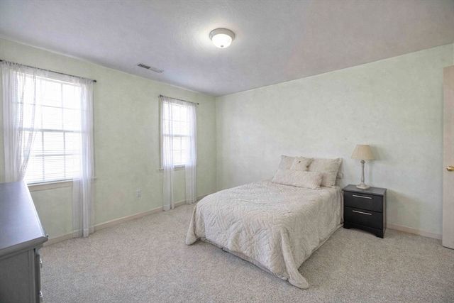 12 Old Pasture Ln, Westport, MA 02790