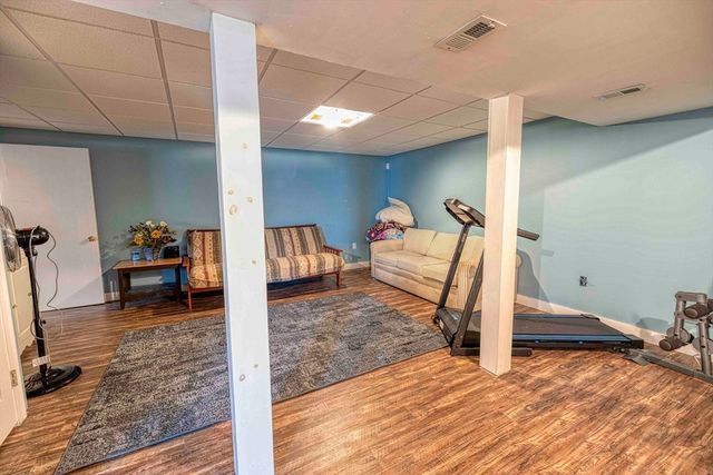 12 Old Pasture Ln, Westport, MA 02790