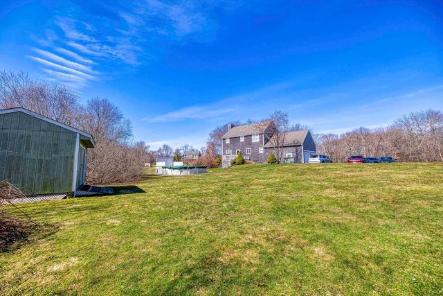 12 Old Pasture Ln, Westport, MA 02790