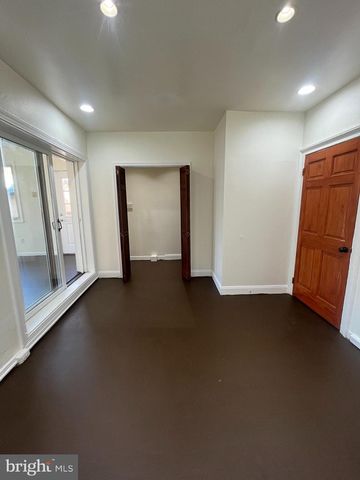 914 N 4TH ST, Philadelphia, PA 19123