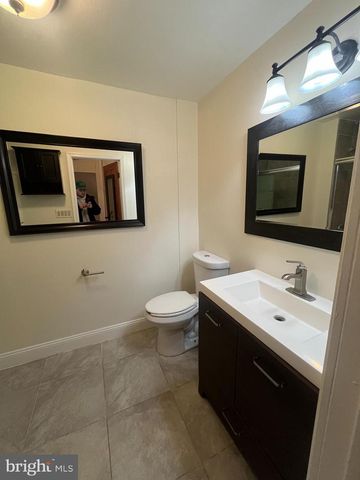 914 N 4TH ST, Philadelphia, PA 19123