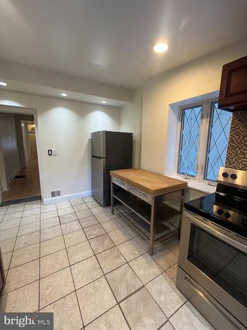 914 N 4TH ST, Philadelphia, PA 19123