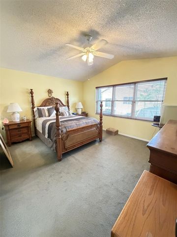 10840 NW 46th Dr, Coral Springs, FL 33076