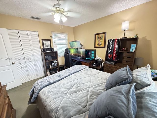 10840 NW 46th Dr, Coral Springs, FL 33076