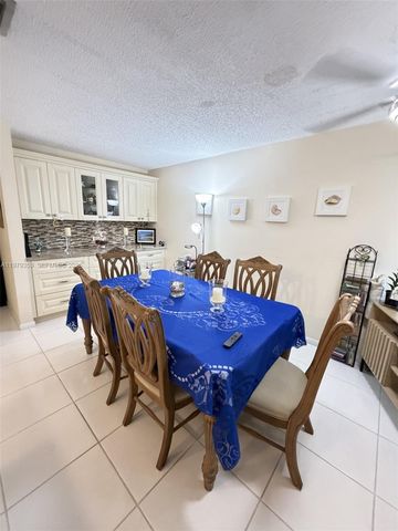 10840 NW 46th Dr, Coral Springs, FL 33076