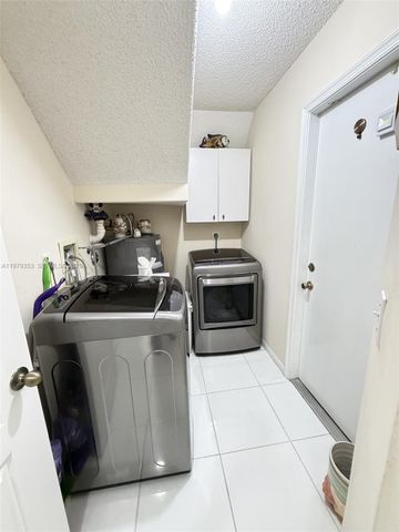 10840 NW 46th Dr, Coral Springs, FL 33076