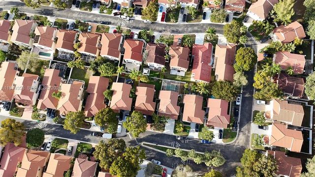 10840 NW 46th Dr, Coral Springs, FL 33076