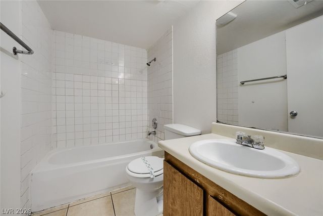 4651 Amberleigh Lane A, Las Vegas, NV 89121