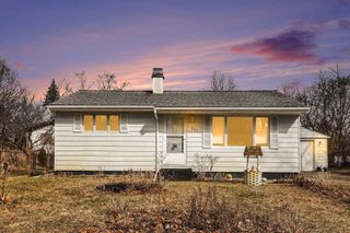 621 Linn Avenue, Emmett Twp, MI 49014