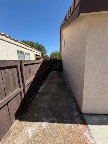 3401 Huron Drive, Rosamond, CA 93560