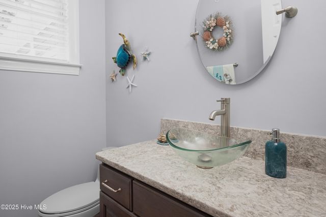 555 Dawson Creek Drive, Arapahoe, NC 28510