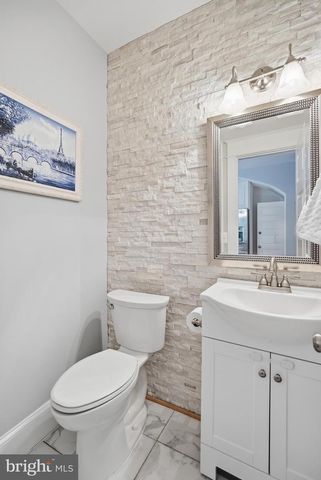 636 N COLUMBUS ST, Alexandria, VA 22314