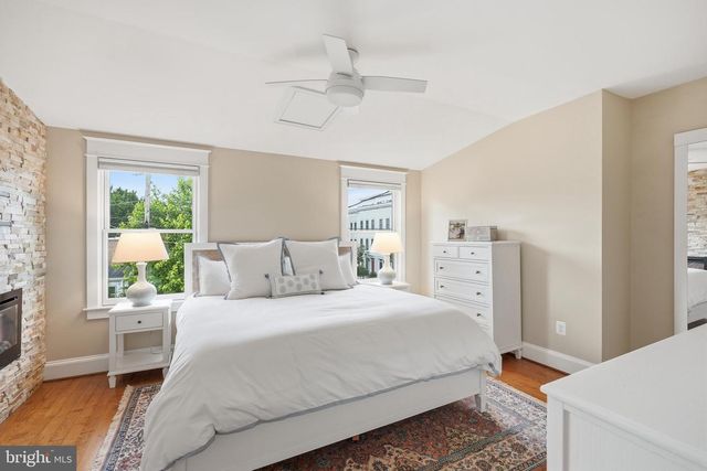 636 N COLUMBUS ST, Alexandria, VA 22314