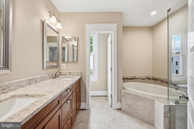 636 N COLUMBUS ST, Alexandria, VA 22314