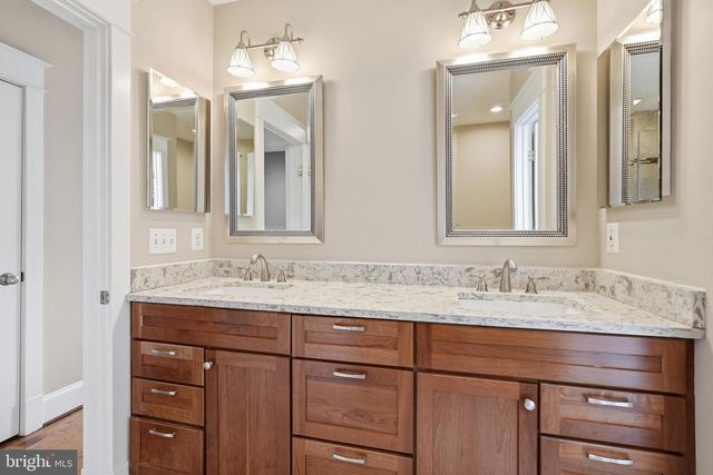 636 N COLUMBUS ST, Alexandria, VA 22314