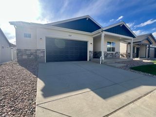 527 85th Ave Ct, Greeley, CO 80634