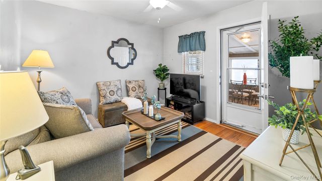 2880 Brookfield Drive, Yorktown Heights, NY 10598