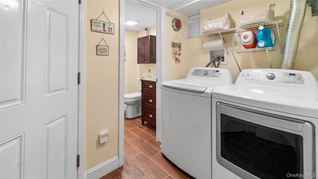 2880 Brookfield Drive, Yorktown Heights, NY 10598