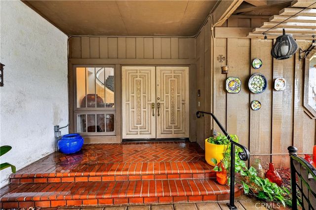 1128 N Avila, Orange, CA 92869