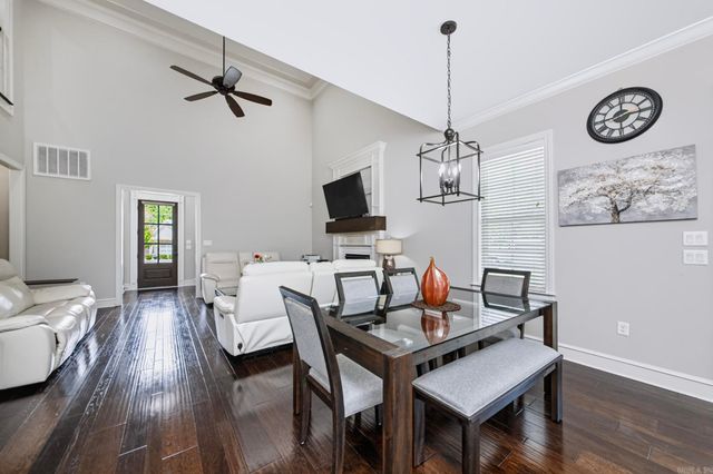 65 Wildwood Place Circle, Little Rock, AR 72223